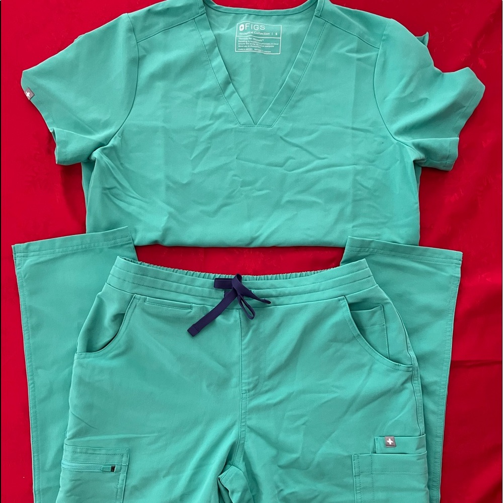 Limited Edition Figs Scrubs, surgical green